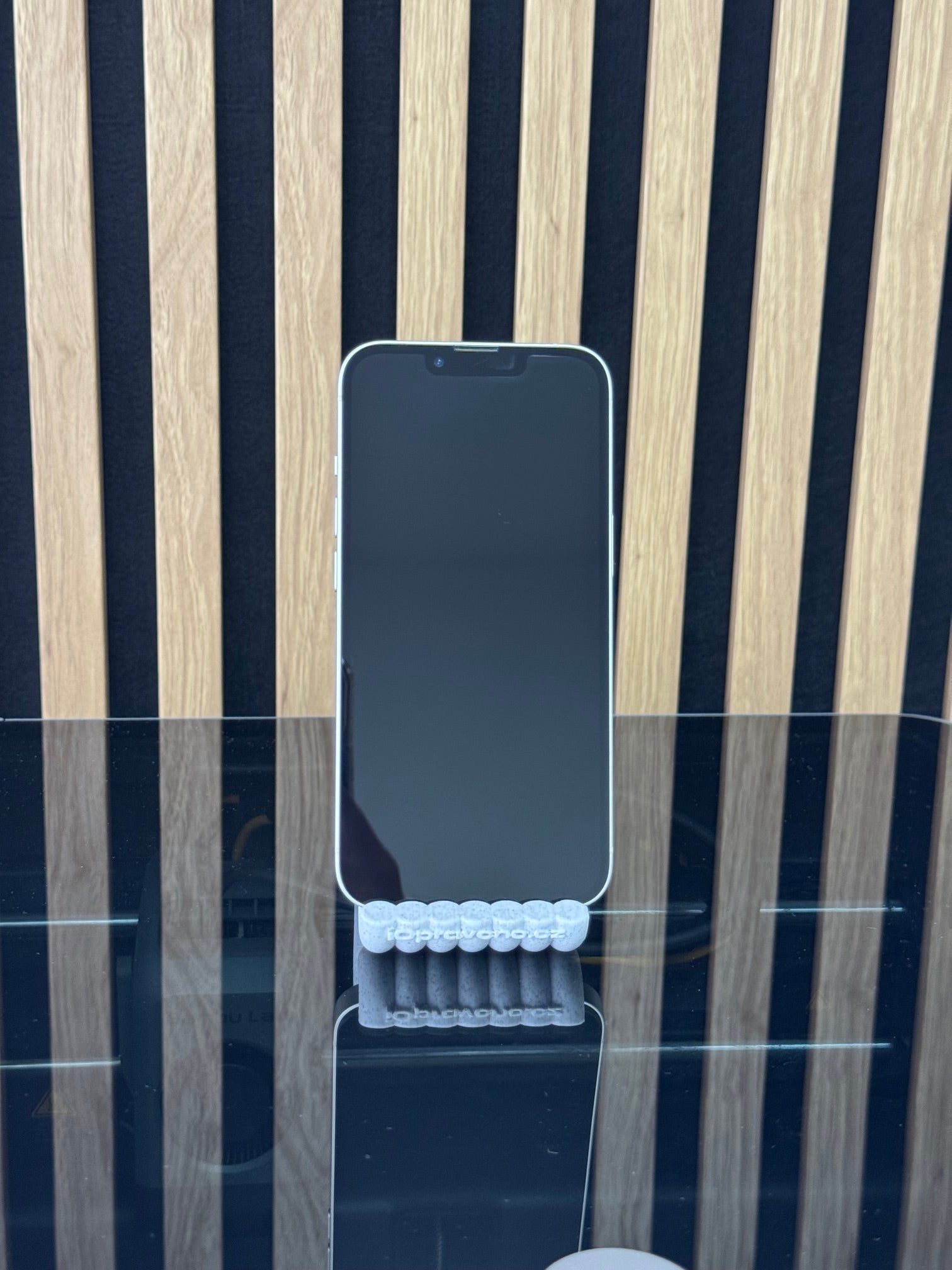 iPhone 13 128GB Výborný stav, konkrétní kus 5947, fotka 1 z 10