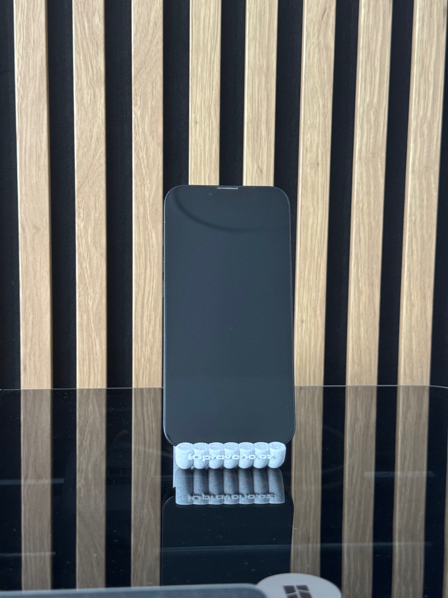 iPhone 13 128GB Temně inkoustová Velmi pěkný stav, konkrétní kus 8392, fotka 2 z 10